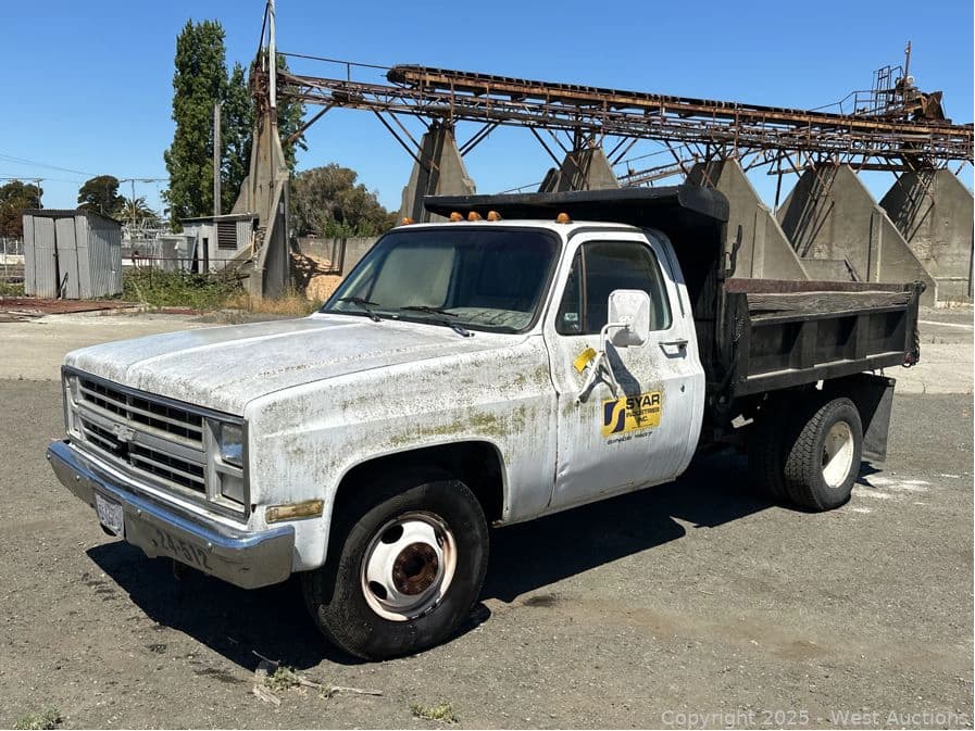 1986-chevrolet-c10-dump-truck-fc5f61