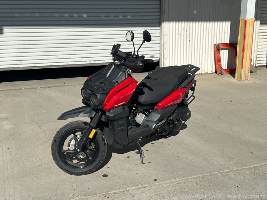 2024-zne-tank-200-deluxe-scooter-0101-a1-1758298093377