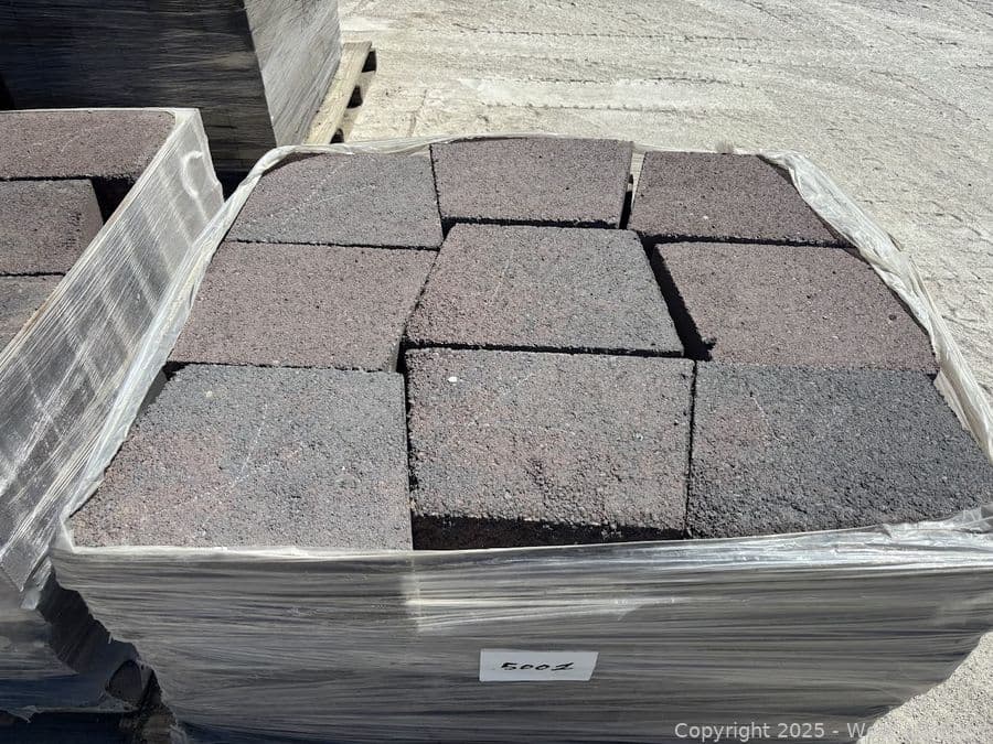 pallet-of-legacy-cap-redcharcoal-f3322b