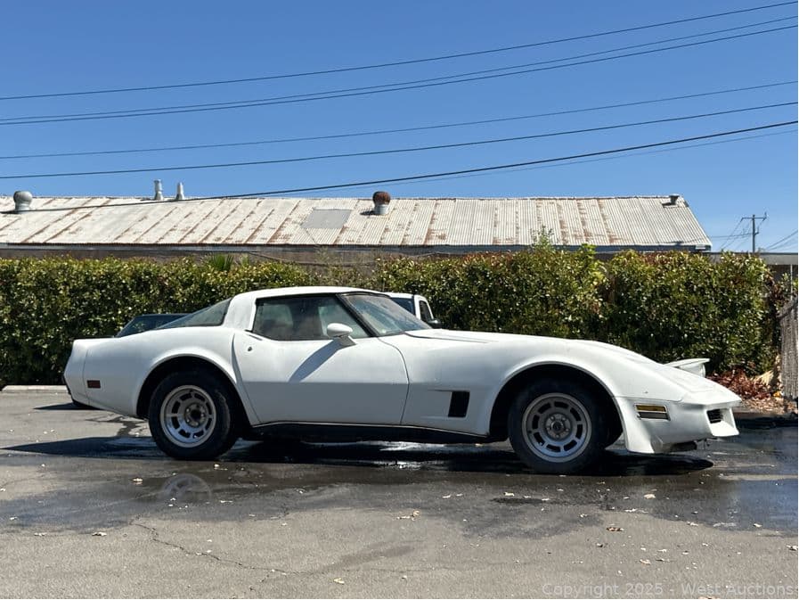 1970s-era-chevrolet-corvette-convertible-001-a-1759934709358