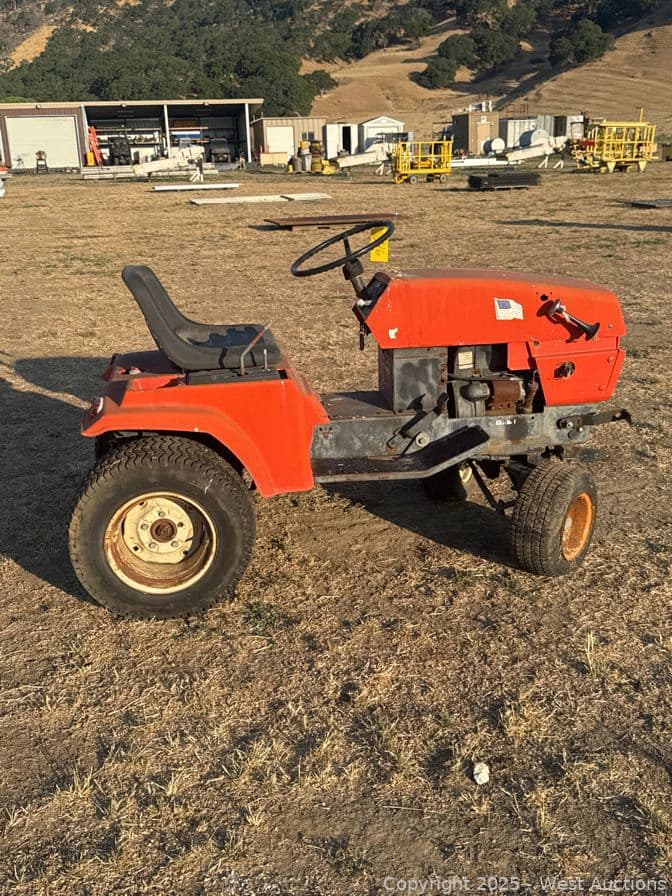 ariens-riding-lawn-tractor-0f3897